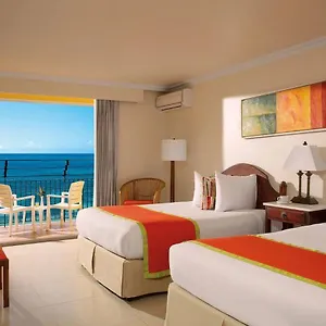 Resort Sunscape Splash And